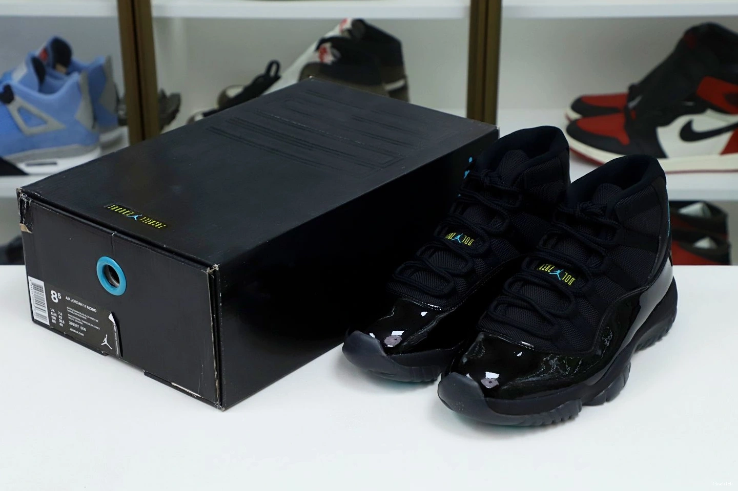 RETRO JORDAN GAMMA BLUE AIR 11 0911
